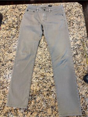 AG Adriano Goldschmied Nomad Modern Slim Twill pants in Khaki 31x34